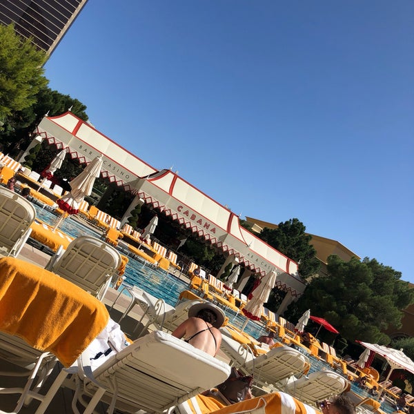 รูปภาพถ่ายที่ Wynn Las Vegas Pool โดย David C. เมื่อ 8/24/2019