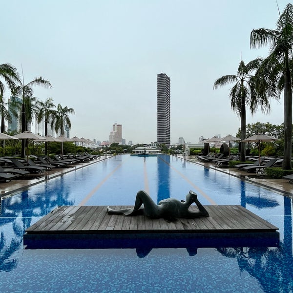 Photo taken at Chatrium Hotel Riverside Bangkok by H on 9/26/2022