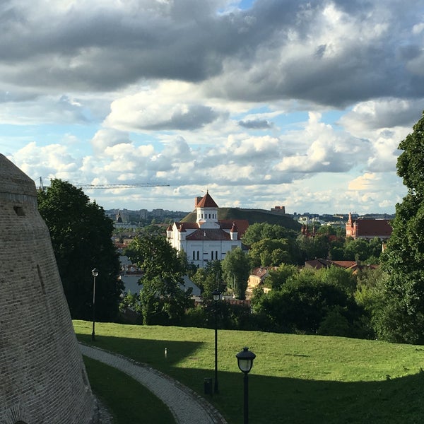 รูปภาพถ่ายที่ Subačiaus apžvalgos aikštelė | Subačiaus Viewpoint โดย Radvile C. เมื่อ 7/9/2016