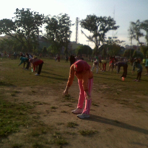 Tanah Lapang In English - Rayuik