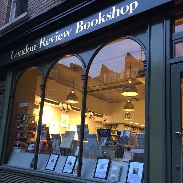 Photo taken at London Review Bookshop by hernameischarme on 3/17/2015