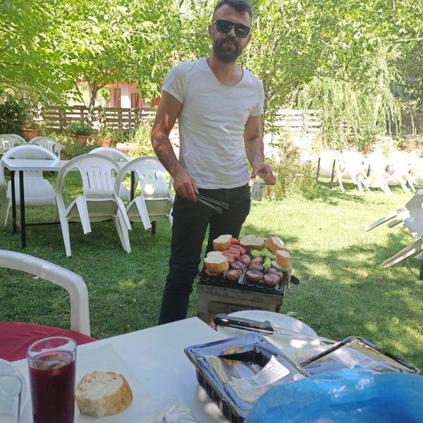 Das Foto wurde bei 9 Oluk Özcanlı Et ve Balık Evi von İsmet T. am 7/9/2020 aufgenommen