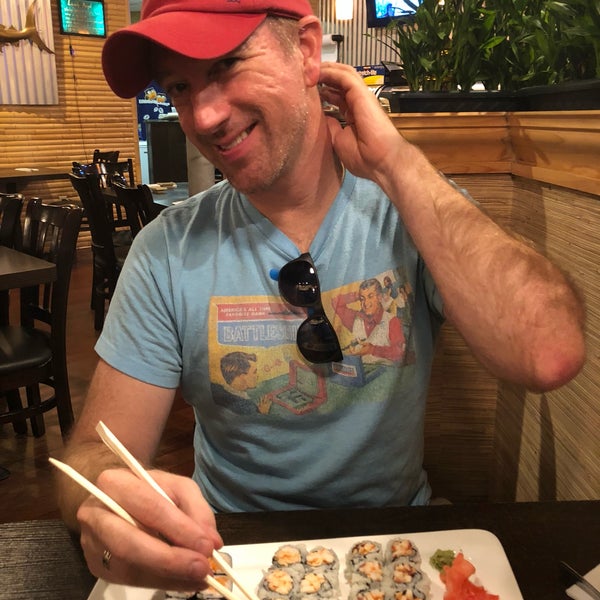 Foto tomada en Sushi Bar  por Danny C. el 9/6/2018