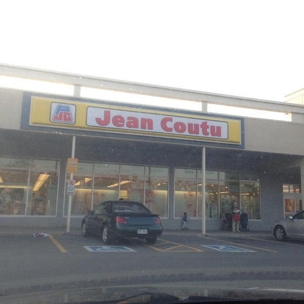 Pharmacie Jean Coutu - Pharmacy in Saint-Léonard
