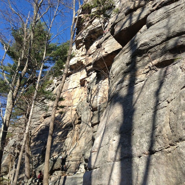 รูปภาพถ่ายที่ Mohonk Preserve โดย Amanda K. เมื่อ 4/21/2013