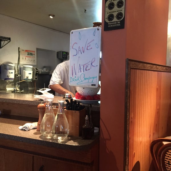 4/11/2015 tarihinde Mark K.ziyaretçi tarafından The Butler &amp; The Chef Bistro'de çekilen fotoğraf