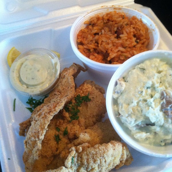 Ragin Cajun Food Truck Downtown Fort Wayne 2 tips