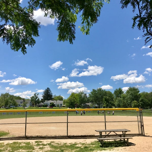 Hamilton Park Baseball Field in Fort Wayne