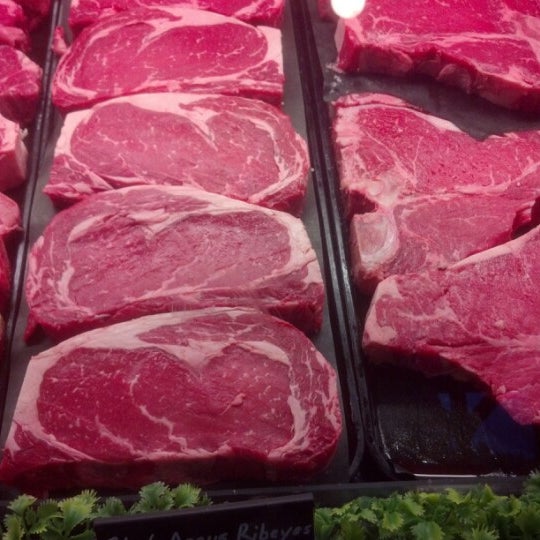 Итальянские деликатесы. Хвост говядина жареный. Стейк маринованный. Meat 7. Янгибазар мясо с розмарином.