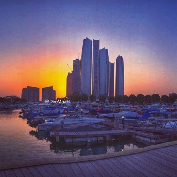 Снимок сделан в The Yacht Club نادي اليخوت пользователем DeeMaaH H. 8/29/2014