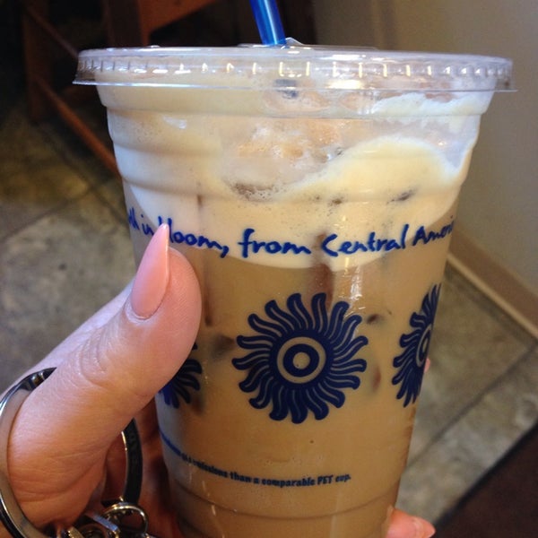 Photo taken at Peet&#39;s Coffee &amp; Tea by Danielle P. on 4/16/2014