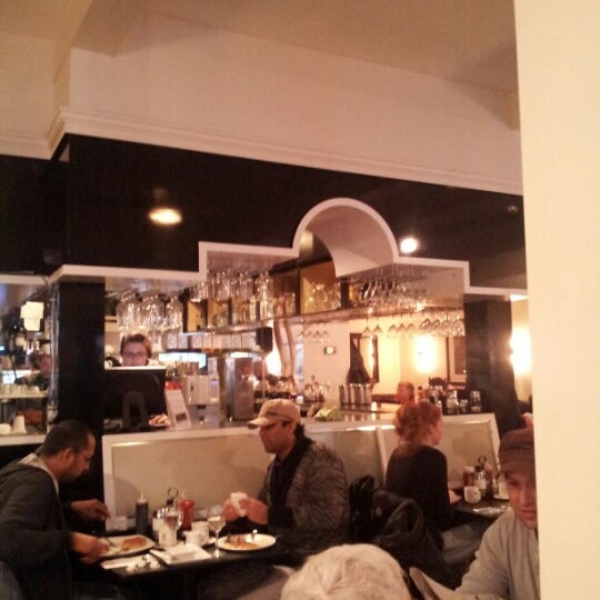 1/26/2013에 Herb K.님이 Paul&#39;s Place Omelettery Restaurant에서 찍은 사진