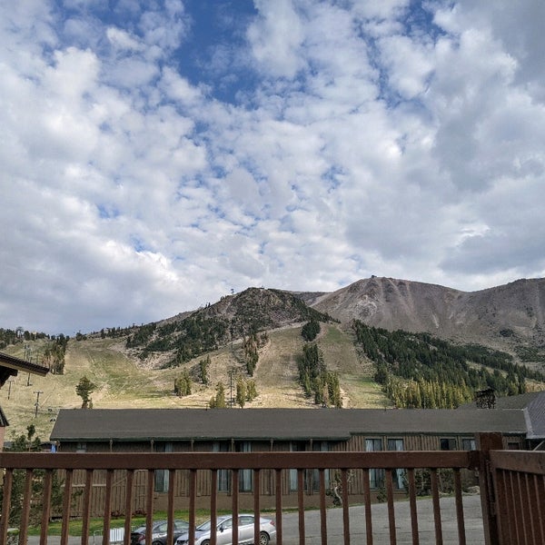 7/30/2022 tarihinde Lisa H.ziyaretçi tarafından Mammoth Mountain Inn'de çekilen fotoğraf