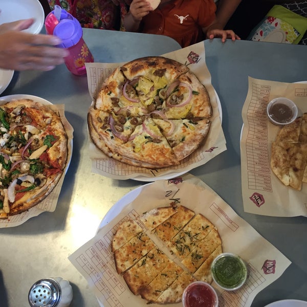 Photo taken at Mod Pizza by Joyce L. on 8/2/2015