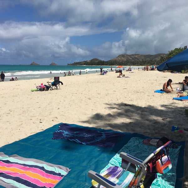 Photos at Kailua Beach (Flagpoles) kailua 5 tips