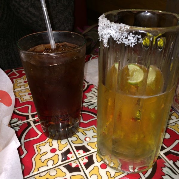 Photo taken at Chili&#39;s Grill &amp; Bar by Brandon W. on 1/1/2014