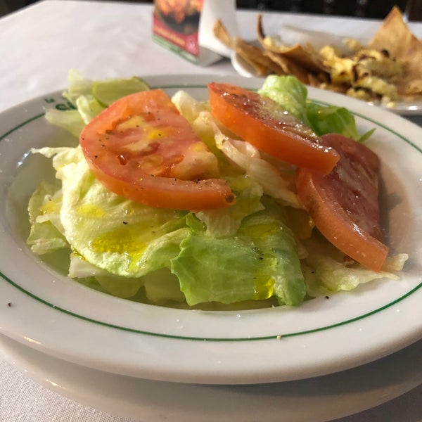 1/20/2020 tarihinde Pablo E.ziyaretçi tarafından La Siesta Restaurant Bar'de çekilen fotoğraf