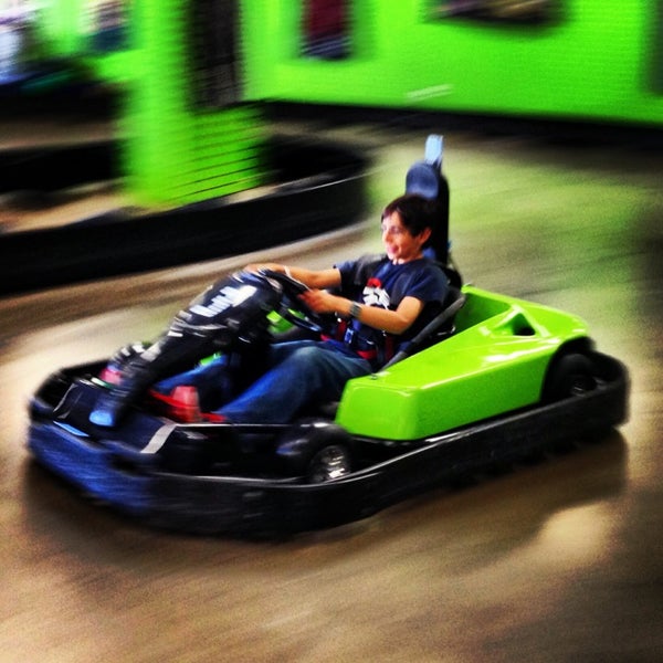 Photo taken at Lightspeed Entertainment (Lazertag &amp; Go-Karts) by Stages P. on 6/13/2013