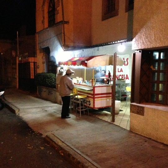Che's Chicken and Burgers - Riverside - 2 tips from 35 visitors