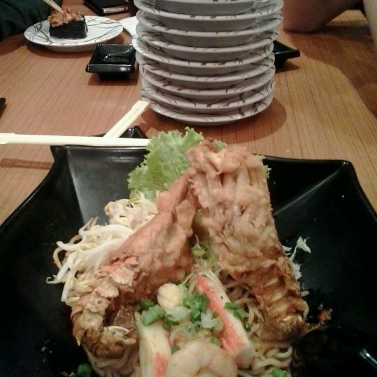 Foto tirada no(a) Ramen-Ten | Shin Tokyo Sushi™ por Nur Hazirah H. em 12/9/2012