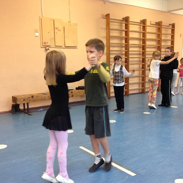 Школа 79 санкт-петербург. Школа 79 спб. Брянцева 10 школа 79. Брянцева 10 школа 79. Брянцева 10 школа 79.