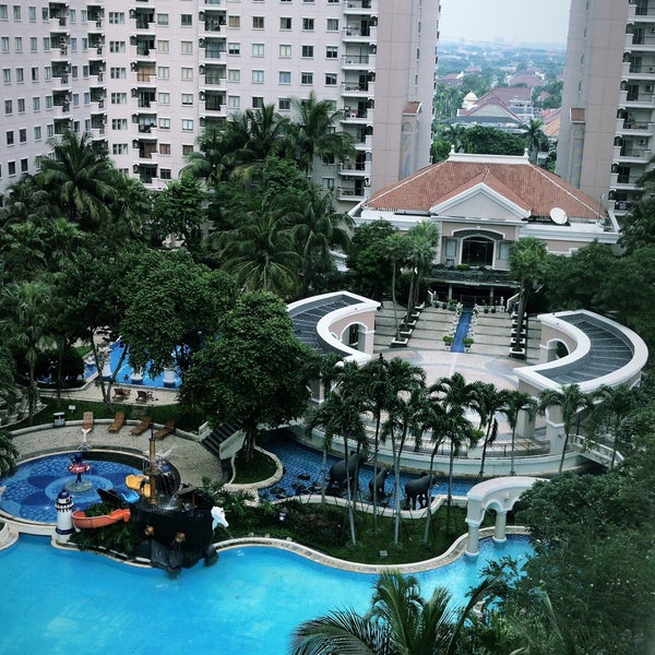 Creative Ascott Apartment Surabaya 