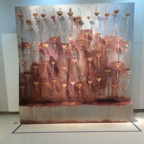 Photo taken at Bergstrom-Mahler Museum of Glass by Jen S. on 12/20/2013
