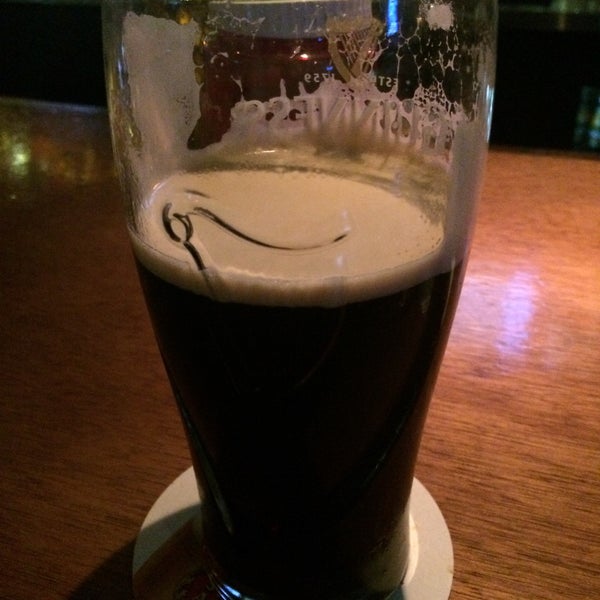 Foto tomada en Patsy&#39;s Irish Pub  por Tania G. el 3/14/2015
