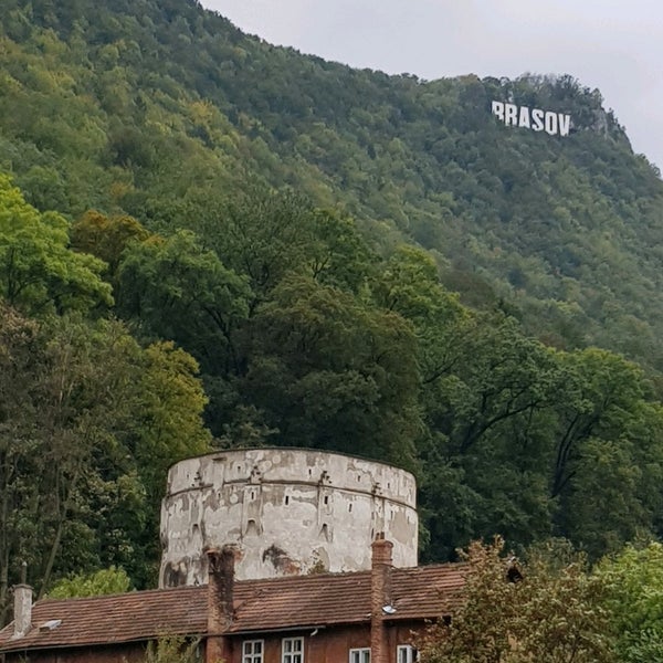 Magazinul Universal Star Str Nicolae BÄlcescu Nr 62