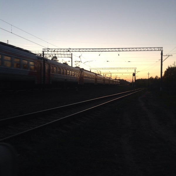 Холщевики. Здание вокзала в дедовске. Станция холщёвики истринский район. Холщевики фото города. Здание вокзала в дедовске.