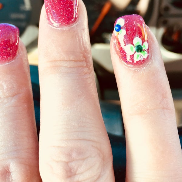 Classy Nails Cosmetics Store in Huntsville