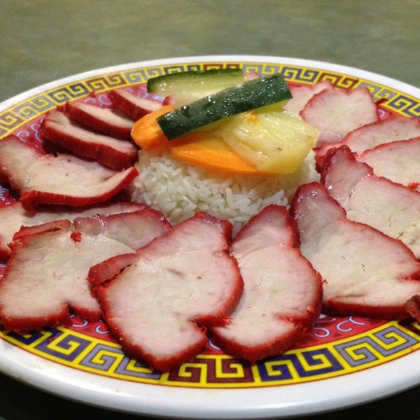Das Foto wurde bei Shanghai Restaurante von CARLOS B. am 8/19/2013 aufgenommen