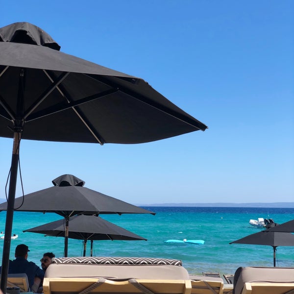 Foto tomada en Villas • Seaside Lounge &amp; Restaurant  por Gizem M. el 8/25/2019