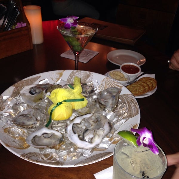 Photos at Kontiki Wine & Raw Bar Courtyard Shops at Wellington