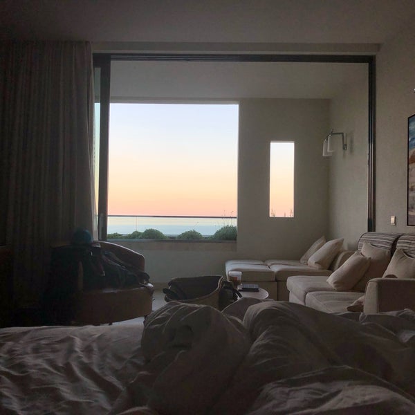 Foto diambil di Jumeirah Port Soller Hotel &amp; Spa oleh Axel M. pada 5/1/2019