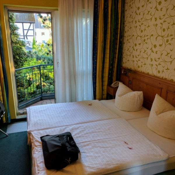 Photos At Haus Gimken Landhaushotel Hotel In Borbeck