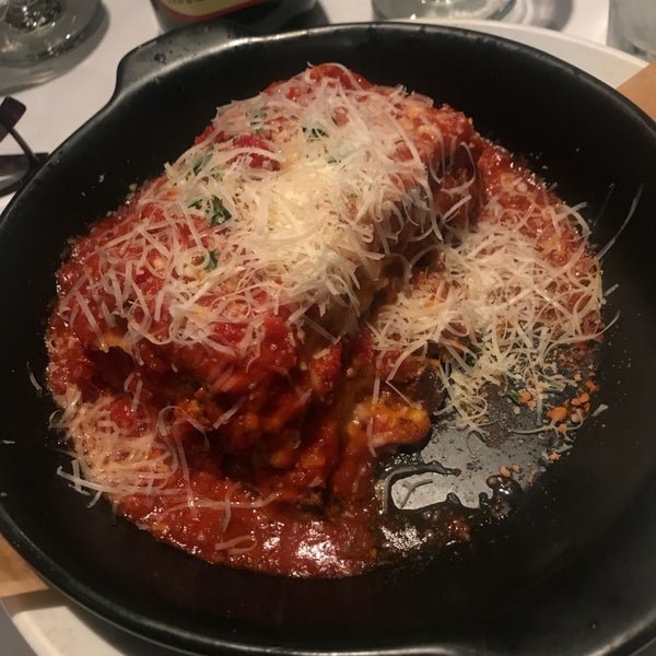 Photo taken at Romano&#39;s Macaroni Grill by Erre C. on 12/22/2019
