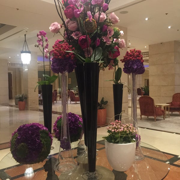 Снимок сделан в Doha Marriott Hotel пользователем Badar A. 7/25/2017