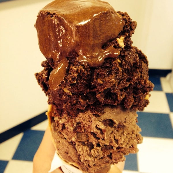 9/22/2013にAndrea D.がHandel&#39;s Homemade Ice Cream &amp; Yogurtで撮った写真