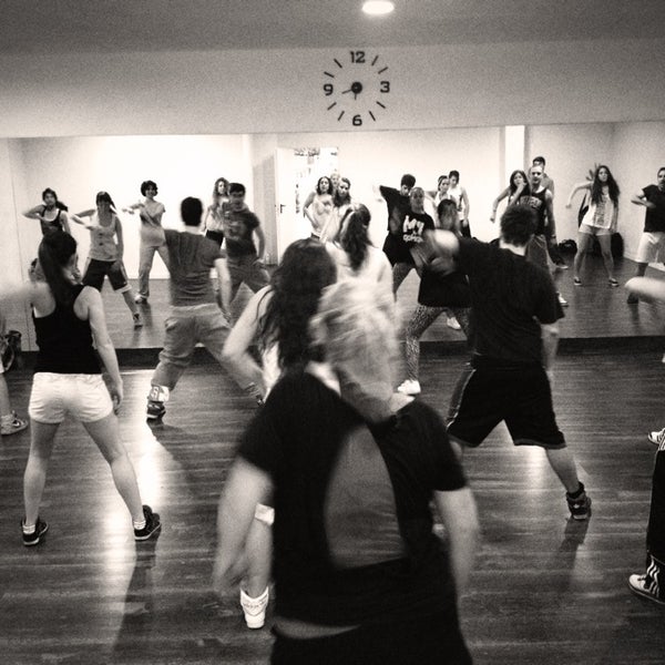 รูปภาพถ่ายที่ WOSAP Escuela de baile โดย WOSAP เมื่อ 6/15/2013