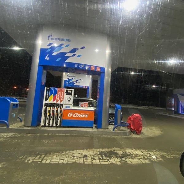 Азс газпромнефть масла. G energy 10w 40 для дизеля. Азс газпромнефть масла. Моторное масло на азс газпромнефть. Канистра газпромнефть.