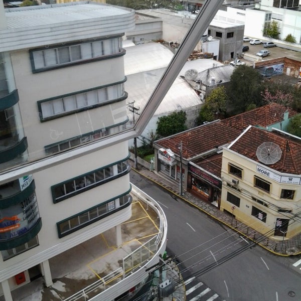 รูปภาพถ่ายที่ Hotel Vinocap โดย Marcelo T. เมื่อ 9/24/2013