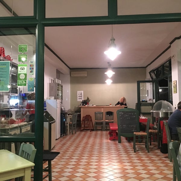 Foto tomada en Marymary restaurant  por Γιώργος Μ. el 8/11/2016