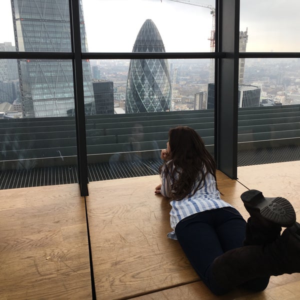 Photo taken at 20 Fenchurch Street by Мари Ф. on 1/8/2017