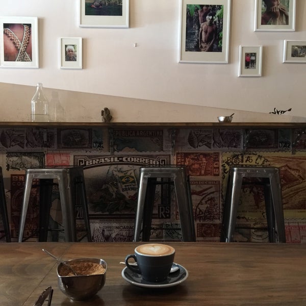 Снимок сделан в 2Pocket Fairtrade Espresso Bar and Store пользователем Isa Z. 1/17/2015
