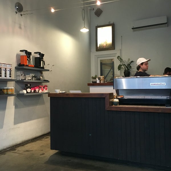 7/10/2016 tarihinde Isa Z.ziyaretçi tarafından Everyday Coffee'de çekilen fotoğraf