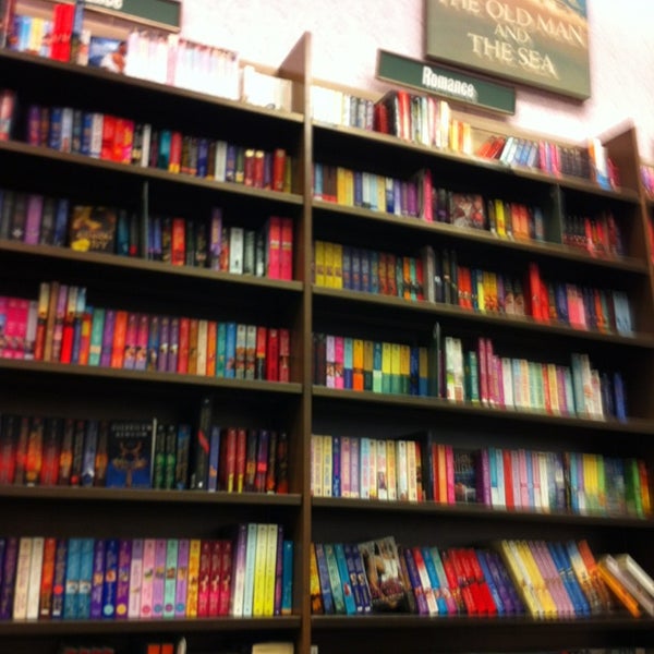 Photos At Barnes Noble Now Closed Castleton Indianapolis In