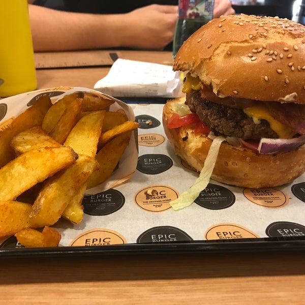 5/1/2017にLászló H.がEPIC burgerで撮った写真
