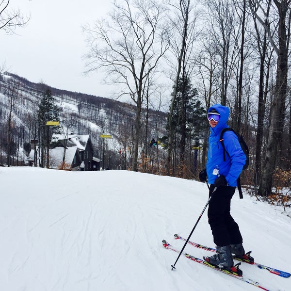 Foto tirada no(a) Ski Bromont por Caro em 1/3/2015