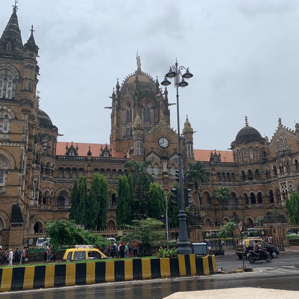 Снимок сделан в Chhatrapati Shivaji Maharaj Terminus пользователем Bill F. 8/10/2019